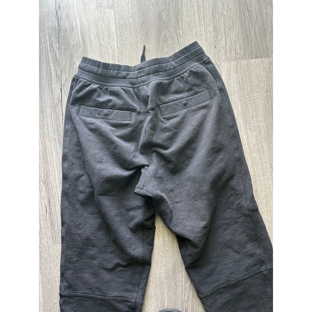 Lululemon men black joggers size small - Picture 6 of 6